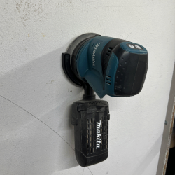 Makita DBO180 holder